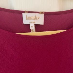 Laundry shirt med